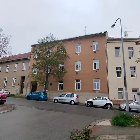 Vinohrady Апартаменты *